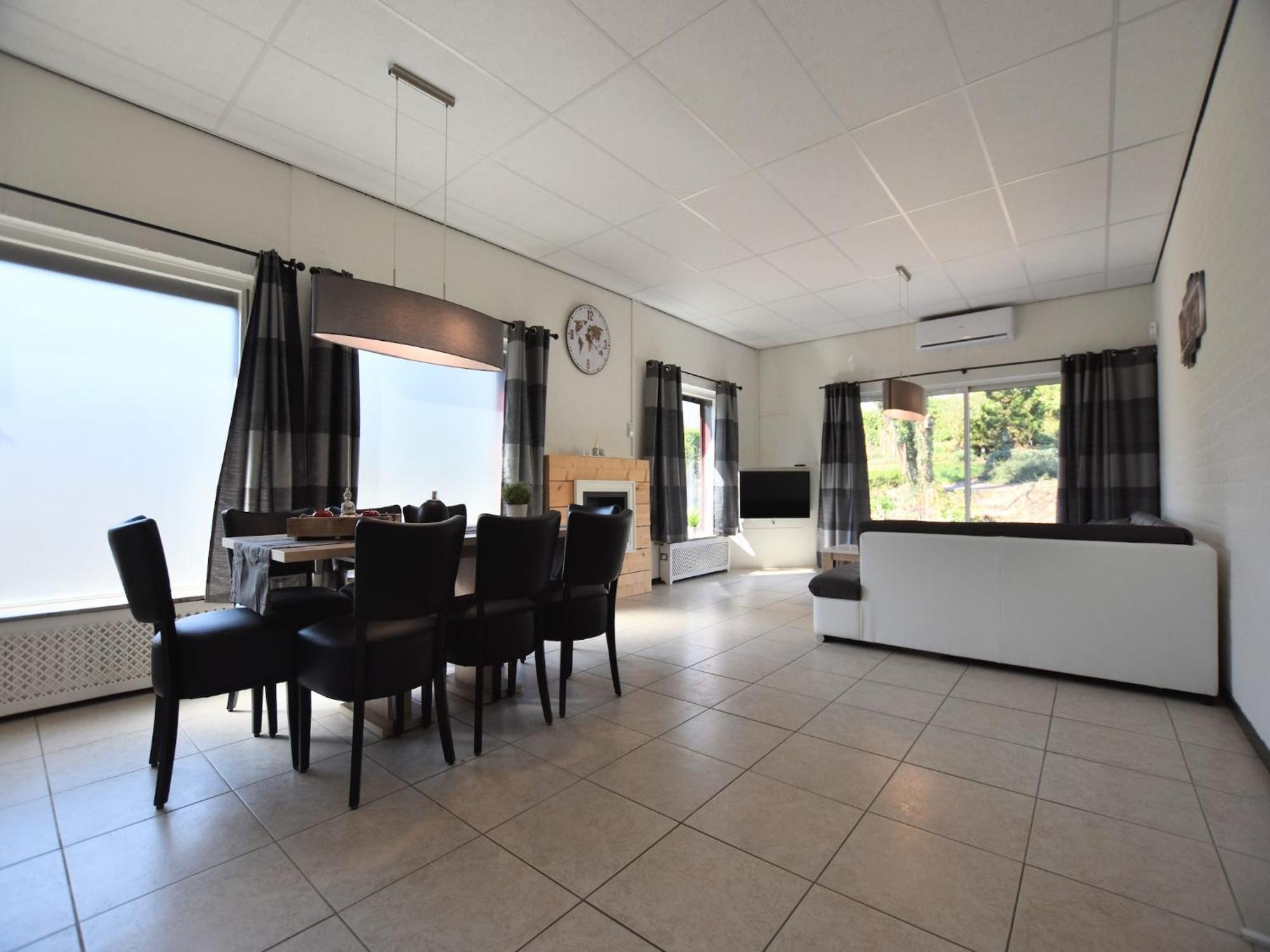 Luxury House In South Limburg Near Forest *