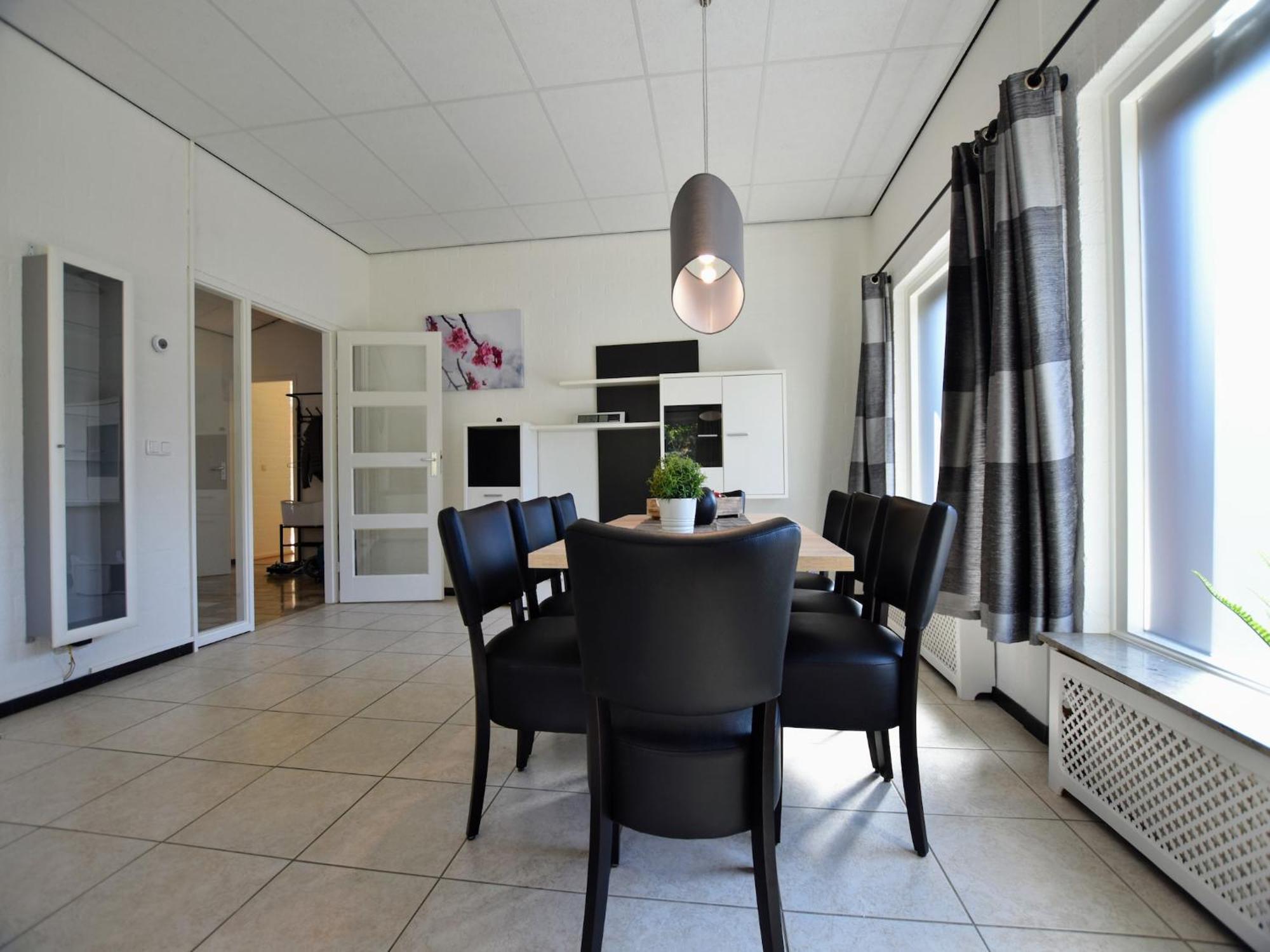Luxury House In South Limburg Near Forest Vakantiehuis